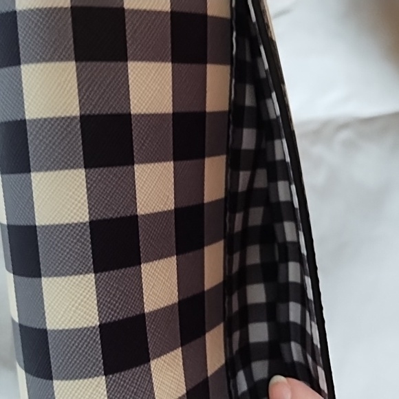 Draper James Black and White Gingham Crossbody Bag - Picture 7 of 9